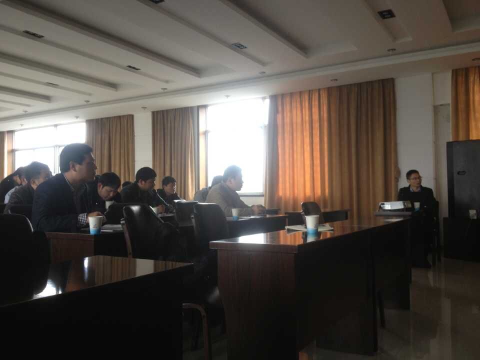 廠家和客戶現(xiàn)場技術交流